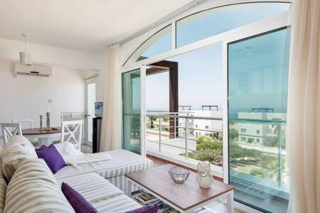 Joya Cyprus Mermaid Penthouse Apartment Agios Amvrosios  Exteriör bild
